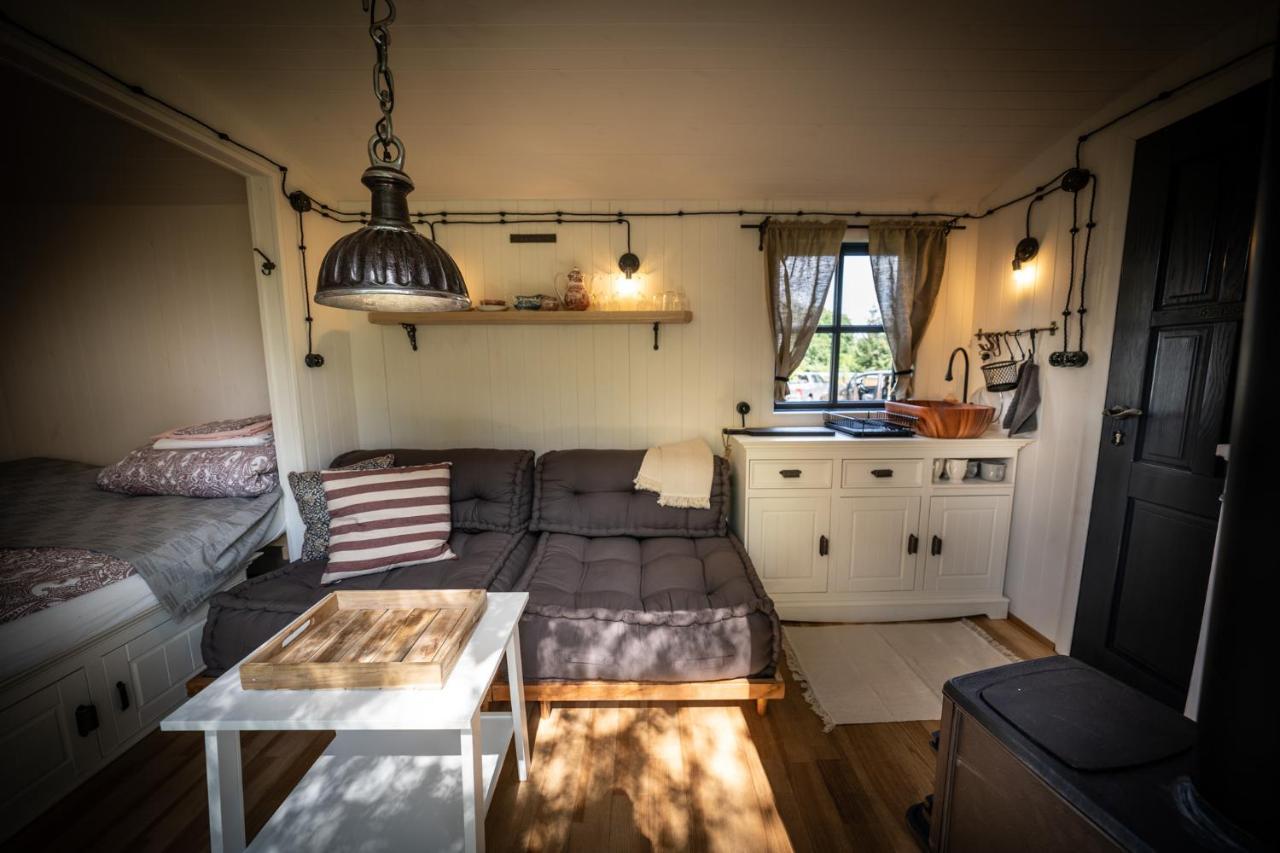 Mily Mlyn Apartment Lubrza  Екстериор снимка