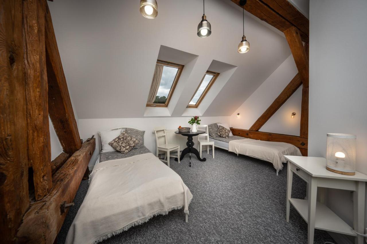 Mily Mlyn Apartment Lubrza  Екстериор снимка