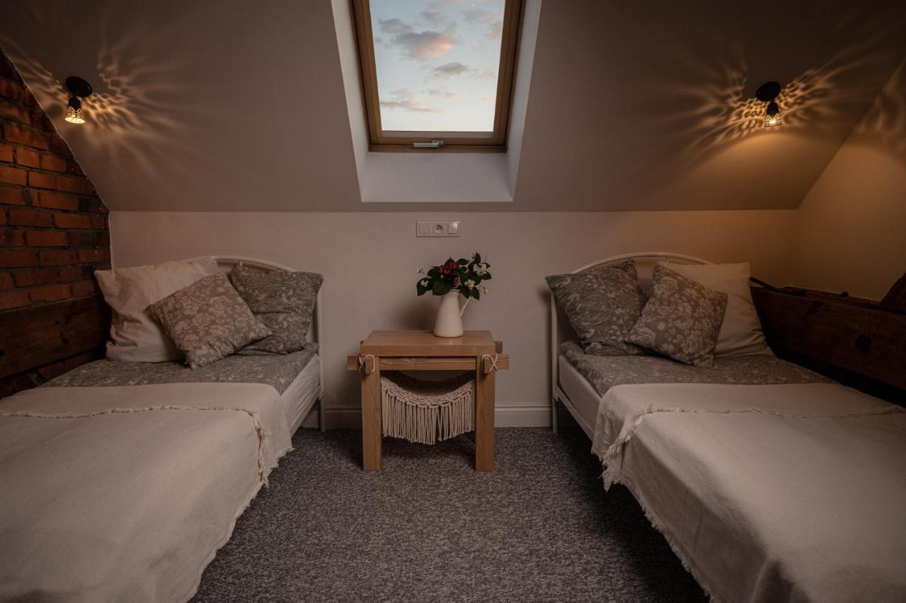 Mily Mlyn Apartment Lubrza  Екстериор снимка